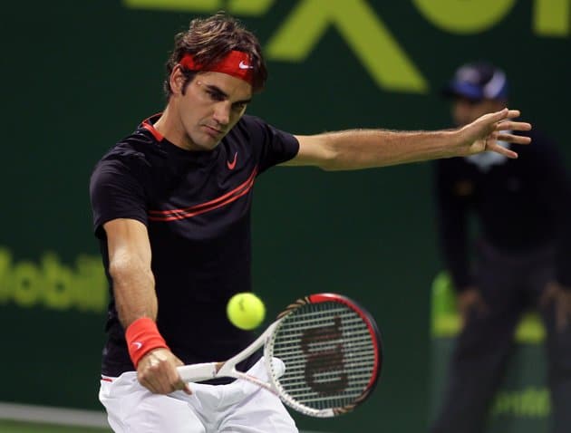Federer beats Seppi in Doha